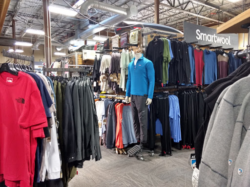 Camping Store «REI», reviews and photos, 11950 Grand Commons Ave, Fairfax, VA 22030, USA