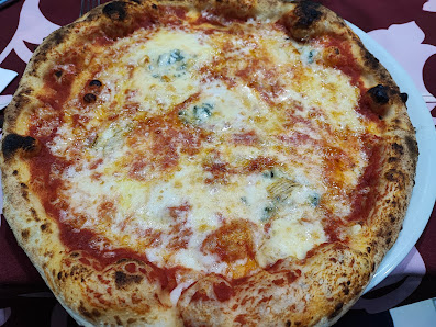 Ristorante Pizzeria Strappita Via Nazario Sauro, 80, 89015 Palmi RC, Italia