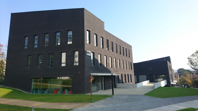 MOME TWO - Egyetem