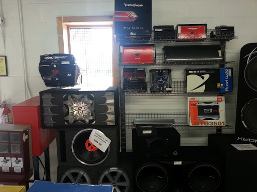 Pawn Shop «Jackpot Pawn Shop», reviews and photos, 33665 Groesbeck Hwy, Fraser, MI 48026, USA