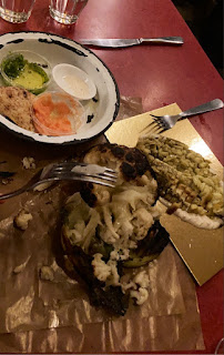 Plats et boissons du Restaurant méditerranéen Miznon Grands Boulevards à Paris - n°10