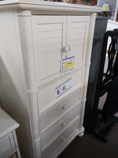 Unfinished Furniture Store «Chestertown Antique & Furniture», reviews and photos, 6612 Church Hill Rd, Chestertown, MD 21620, USA