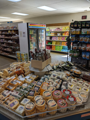 Grocery Store «Main Street Market», reviews and photos, 7770 Wisconsin 42, Egg Harbor, WI 54209, USA