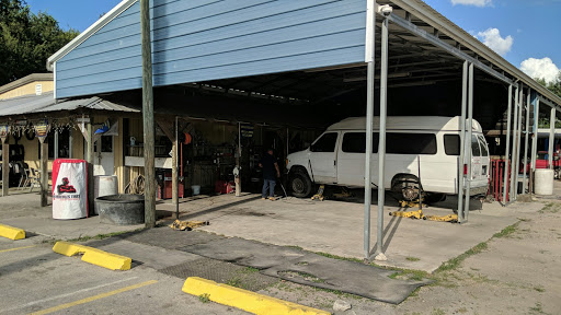 Tire Shop «Tire Capital», reviews and photos, 7125 US Hwy 98 N, Lakeland, FL 33809, USA