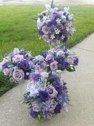 Florist «The Village Flower Shop», reviews and photos, 132 S Addison St, Bensenville, IL 60106, USA