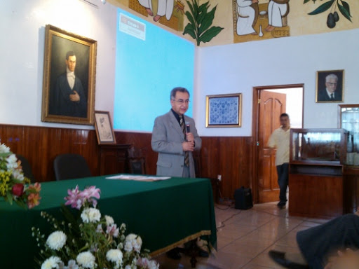 Dr. Bruno Montesano Castellanos, Psiquiatra