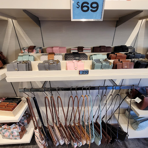 Watch Store «Fossil Outlet Store», reviews and photos, 18521 Outlet Blvd #725, Chesterfield, MO 63005, USA