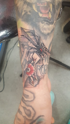 Tattoo Shop «Federal Tattoo», reviews and photos, 299 E Washington Ave, Sunnyvale, CA 94086, USA