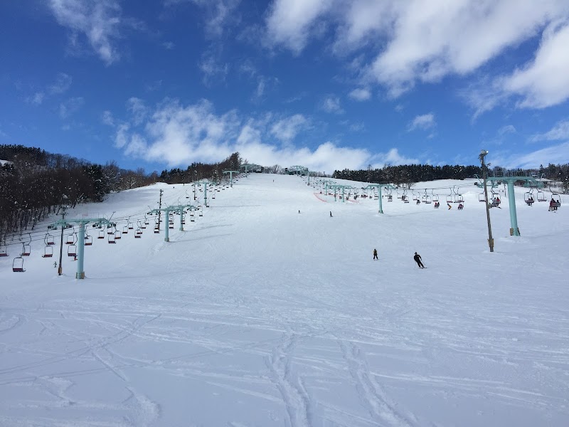 岩見沢萩の山市民スキー場