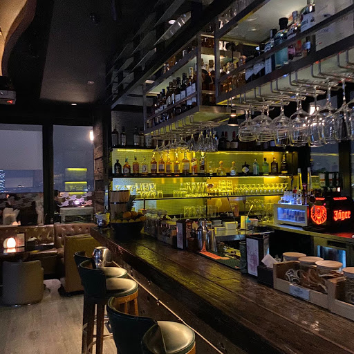 Bars and pubs Macau