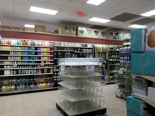 Home Goods Store «Christmas Tree Shops», reviews and photos, 5450 Brandywine Pkwy, Wilmington, DE 19803, USA