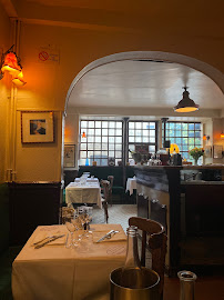 Atmosphère du Restaurant français Restaurant La Tour à Versailles - n°2