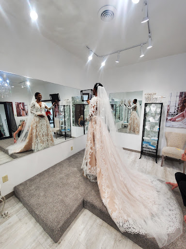 Bridal Shop «Alan Evans Bridal», reviews and photos, 512 Center Ave, Moorhead, MN 56560, USA