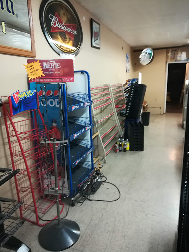 Liquor Store «Campus Market», reviews and photos, 134 E San Salvador St, San Jose, CA 95112, USA