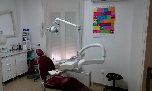 Clínica Dental San José Soledad, 74, A, 11510 Puerto Real, Cádiz, España