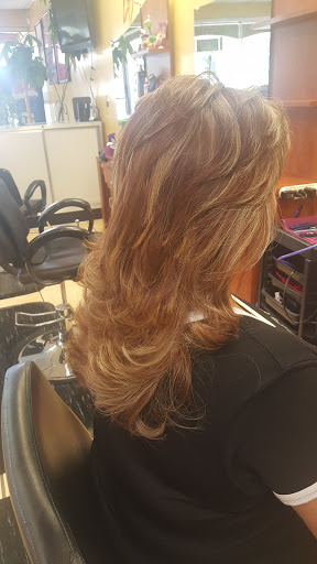 Beauty Salon «D Bella Beauty Salon», reviews and photos, 3645 W 44th Ave, Denver, CO 80211, USA