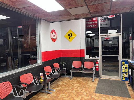 Auto Repair Shop «First Class Alignment & Repair», reviews and photos, 35 Dolson Ave, Middletown, NY 10940, USA