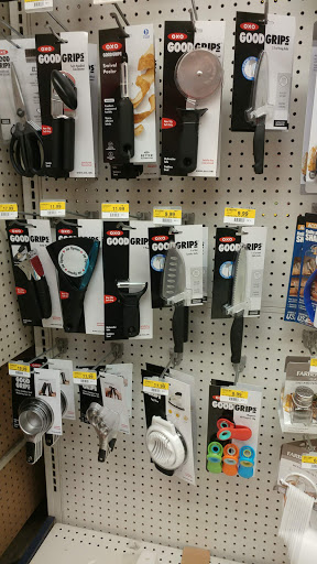 Hardware Store «Tele-Tron Ace Hardware», reviews and photos, 6604 Cermak Rd, Berwyn, IL 60402, USA