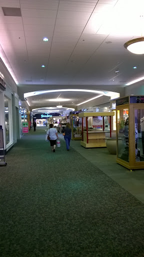 Shopping Mall «Kennedy Mall», reviews and photos, 555 John F Kennedy Rd, Dubuque, IA 52002, USA