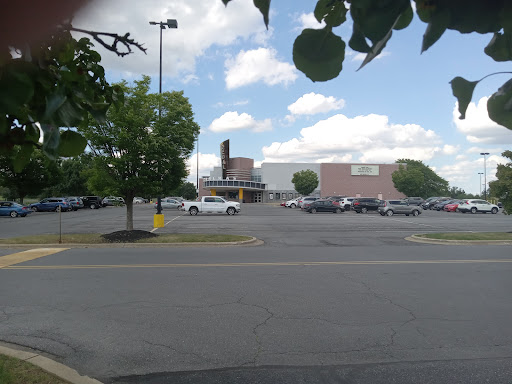 Movie Theater «Regal Cinemas Northampton 14 & RPX», reviews and photos, 3720 Nazareth Rd, Easton, PA 18045, USA
