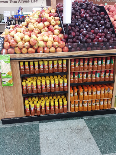 Grocery Store «Superior Grocers», reviews and photos, 16100 Lakewood Blvd, Bellflower, CA 90706, USA