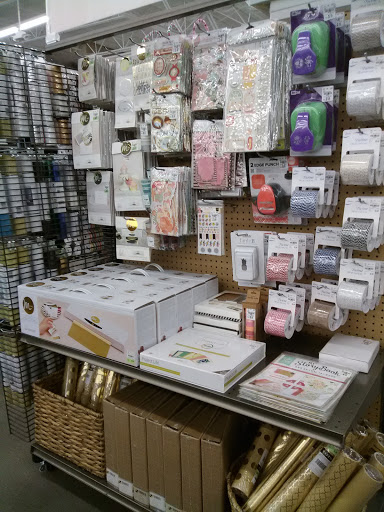 Home Goods Store «Tuesday Morning», reviews and photos, 1725 N Dysart Rd, Avondale, AZ 85392, USA