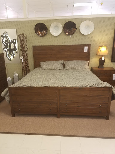 Furniture Store «Value City Furniture», reviews and photos, 5450 E 82nd St, Indianapolis, IN 46250, USA