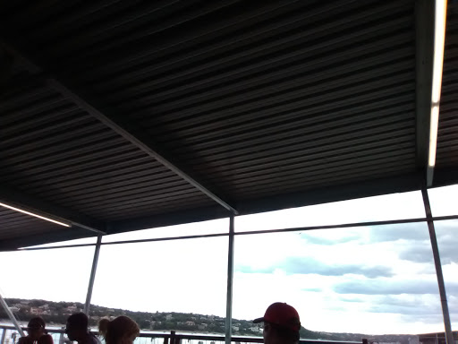 Bar & Grill «The Gnarly Gar», reviews and photos, 18200 Lakepoint Cove, Point Venture, TX 78645, USA