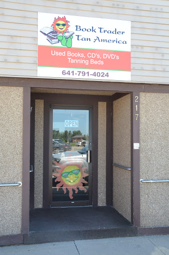 Book Trader Tan America, 217 N 2nd Ave W, Newton, IA 50208, USA, 