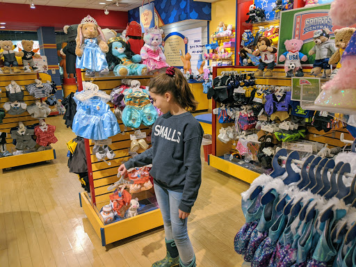 Shopping Mall «Visalia Mall», reviews and photos, 2031 S Mooney Blvd, Visalia, CA 93277, USA