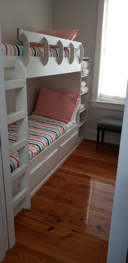 Mattress Store «Michigan Discount Mattress», reviews and photos, 24774 Crestview, Farmington Hills, MI 48335, USA