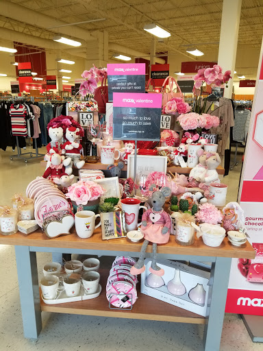 Department Store «T.J. Maxx», reviews and photos, 321 Collins Rd NE, Cedar Rapids, IA 52404, USA
