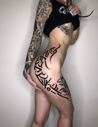 Amanita Tattoo & piercing