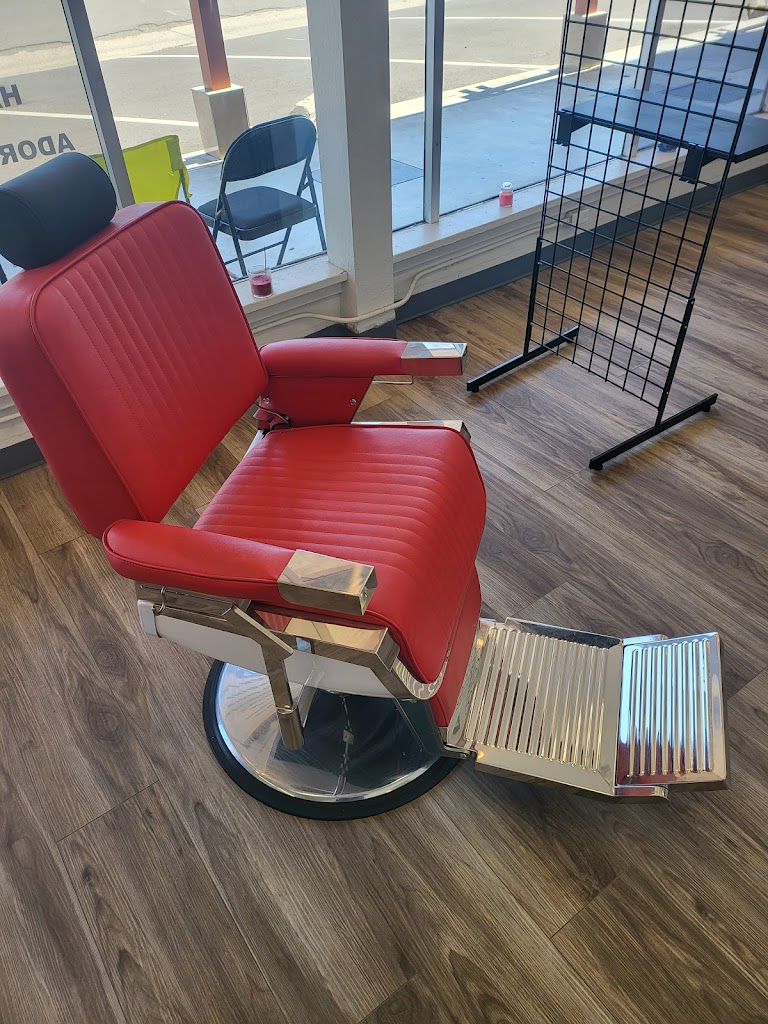 Birdgame Beauty Supply & Salon 95821