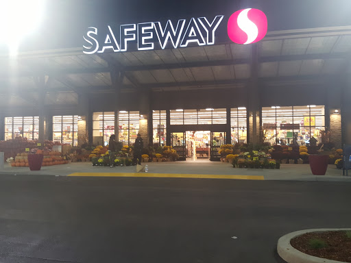 Shopping Mall «Shops at the Ridge», reviews and photos, 5100 Broadway, Oakland, CA 94611, USA