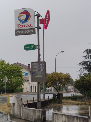 Photo 3 - Garage des Pins