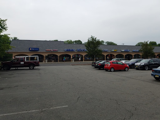 Shopping Mall «Lyons Mall», reviews and photos, 26 Lyons Mall, Basking Ridge, NJ 07920, USA