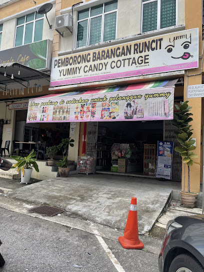 YUMMY CANDY COTTAGE