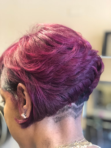 Beauty Salon «Studio 78 Unisex Hair Salon and Beauty Suites», reviews and photos, 1780 S Nova Rd #10&11, South Daytona, FL 32119, USA