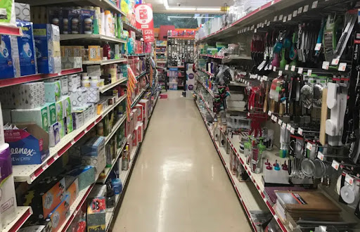 Dollar Store «Dollar Tree», reviews and photos, 217 Glen St, Glen Cove, NY 11542, USA