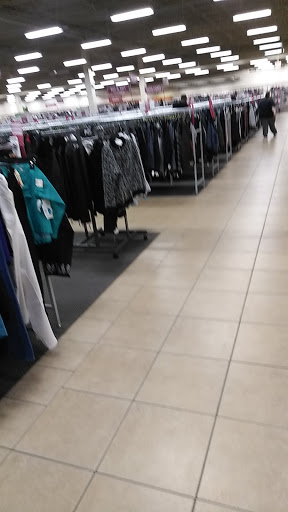 Clothing Store «Burlington Coat Factory», reviews and photos, 1300 N Larkin Ave, Joliet, IL 60435, USA