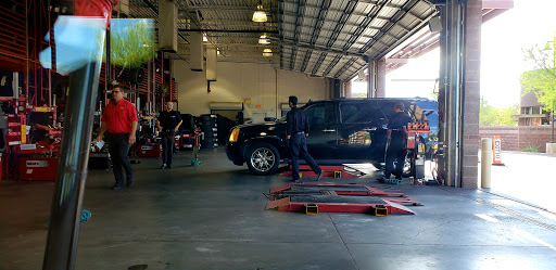 Tire Shop «Discount Tire Store - Anthem, AZ», reviews and photos, 42425 N Vision Way, Anthem, AZ 85086, USA