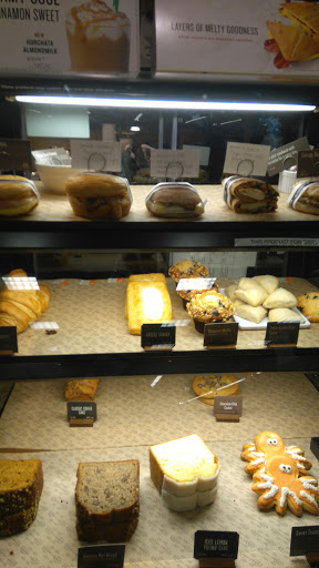 Grocery Store «Safeway», reviews and photos, 20620 W Homestead Rd, Cupertino, CA 95014, USA