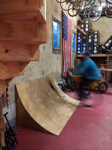 Bicycle Store «Belmar Bike Shop», reviews and photos, 1318 Main St, Belmar, NJ 07719, USA