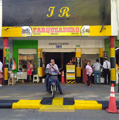 R&J Parqueadero.