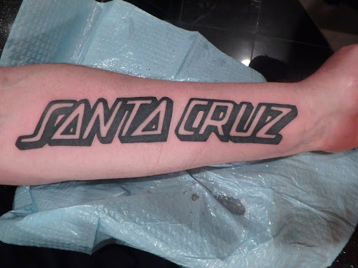 Tattoo Shop «Star Tattoo», reviews and photos, 14110 SE McLoughlin Blvd, Milwaukie, OR 97267, USA