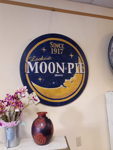 Craft Store «Hope Junction Antiques», reviews and photos, 331 High St, Hope, NJ 07844, USA