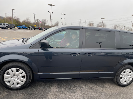 Used Car Dealer «Auto Warehouse», reviews and photos, 3632 N Cicero Ave, Chicago, IL 60641, USA