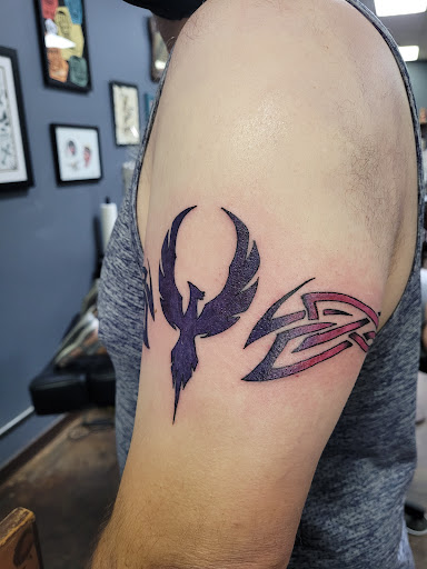 Tattoo Shop «The Tattoo Room», reviews and photos, 2315 Kuehner Dr #111, Simi Valley, CA 93063, USA