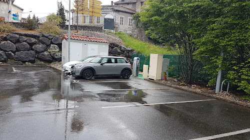 Borne de recharge de véhicules électriques Lidl Station de recharge Montréjeau